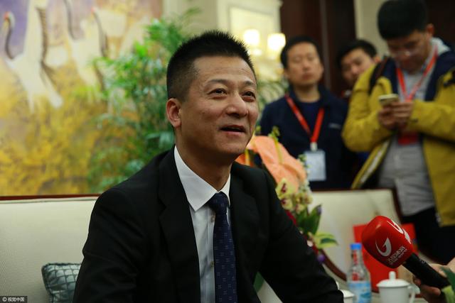 按西方电影理论界习惯，电影通常被划分为揭示真实的写实主义(以弗拉哈迪和意大利新现实主义为代表)、模仿真实的技术主义(以格里菲斯和好莱坞为代表)和质疑真实的现代主义(以先锋派和个性主义电影为代表)三大传统，伯格曼电影属于第三类，即个性主义电影。